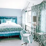 Concorde Business Boutique Hotel 4*